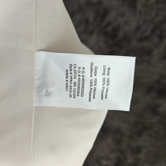 Aritzia Babaton Keagan Romper Crepe Pockets Cream Large New - Picture 9 of 9